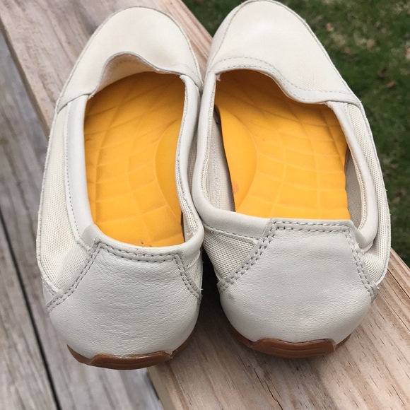 Cougar size 8 flats great for summer new ! - Picture 2 of 5